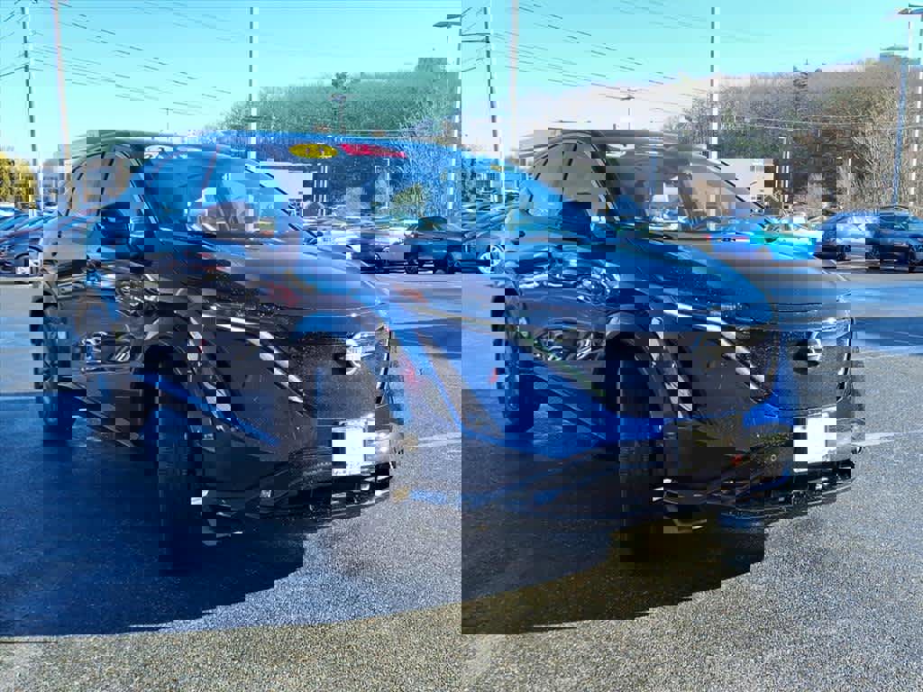 Certified 2023 Nissan Ariya FWD image 3