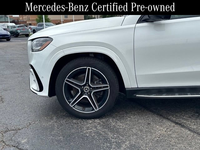 Used 2025 Mercedes-Benz GLS 450 4MATIC w/ AMG Line Exterior image 9