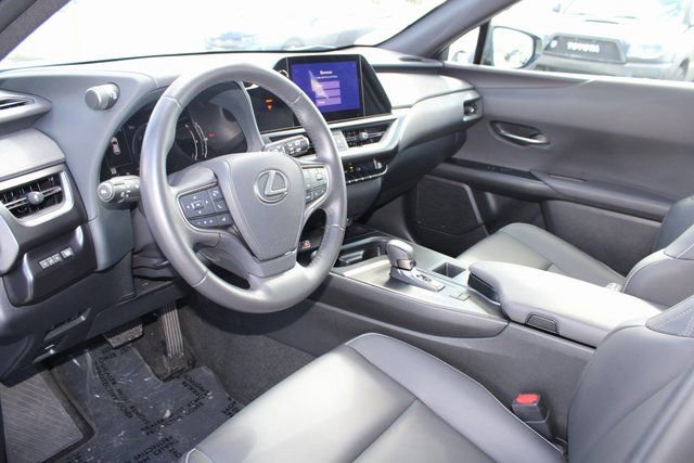 Certified 2025 Lexus UX 300h FWD image 12