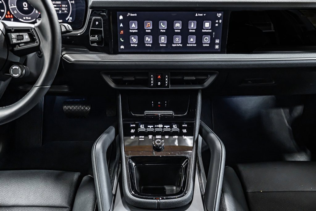 Certified 2025 Porsche Cayenne image 15