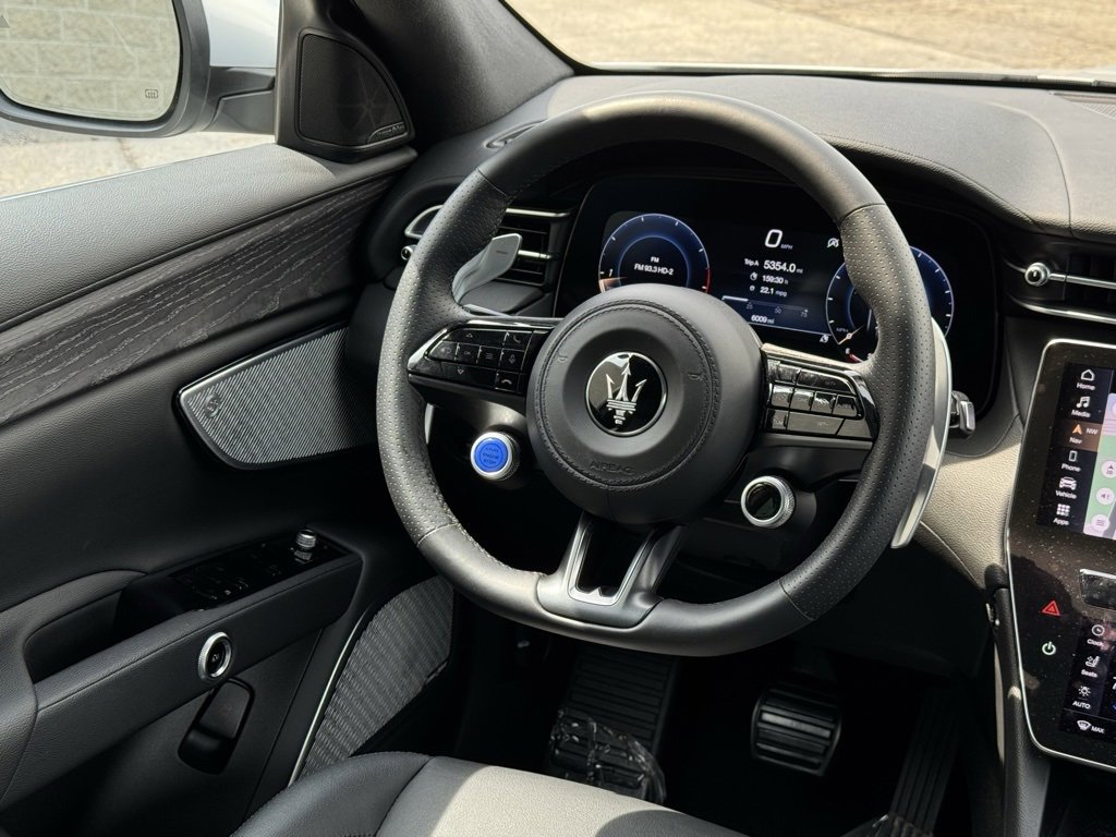 Used 2024 Maserati Grecale GT image 21