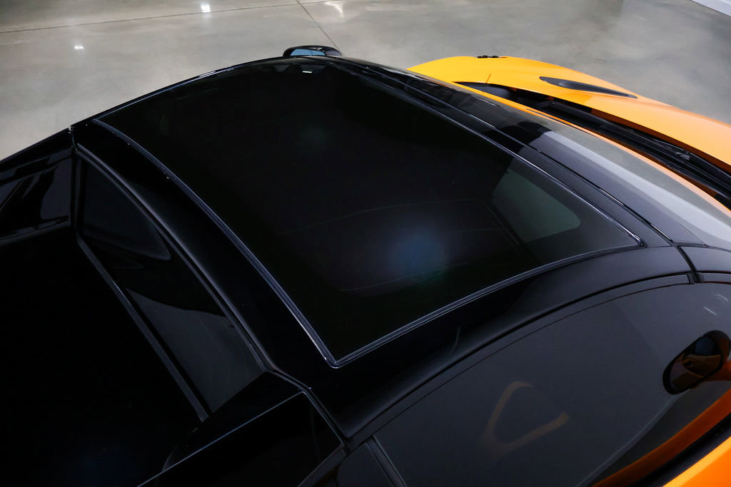 Used 2022 McLaren 765LT RWD image 37