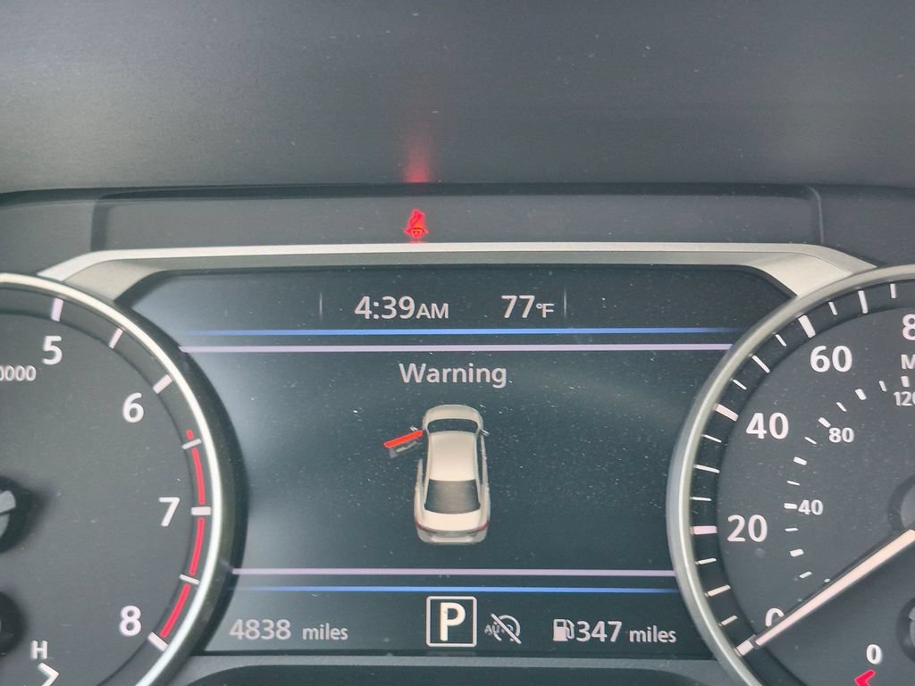 Used 2025 Nissan Sentra SV w/ All-Weather Package FWD image 13