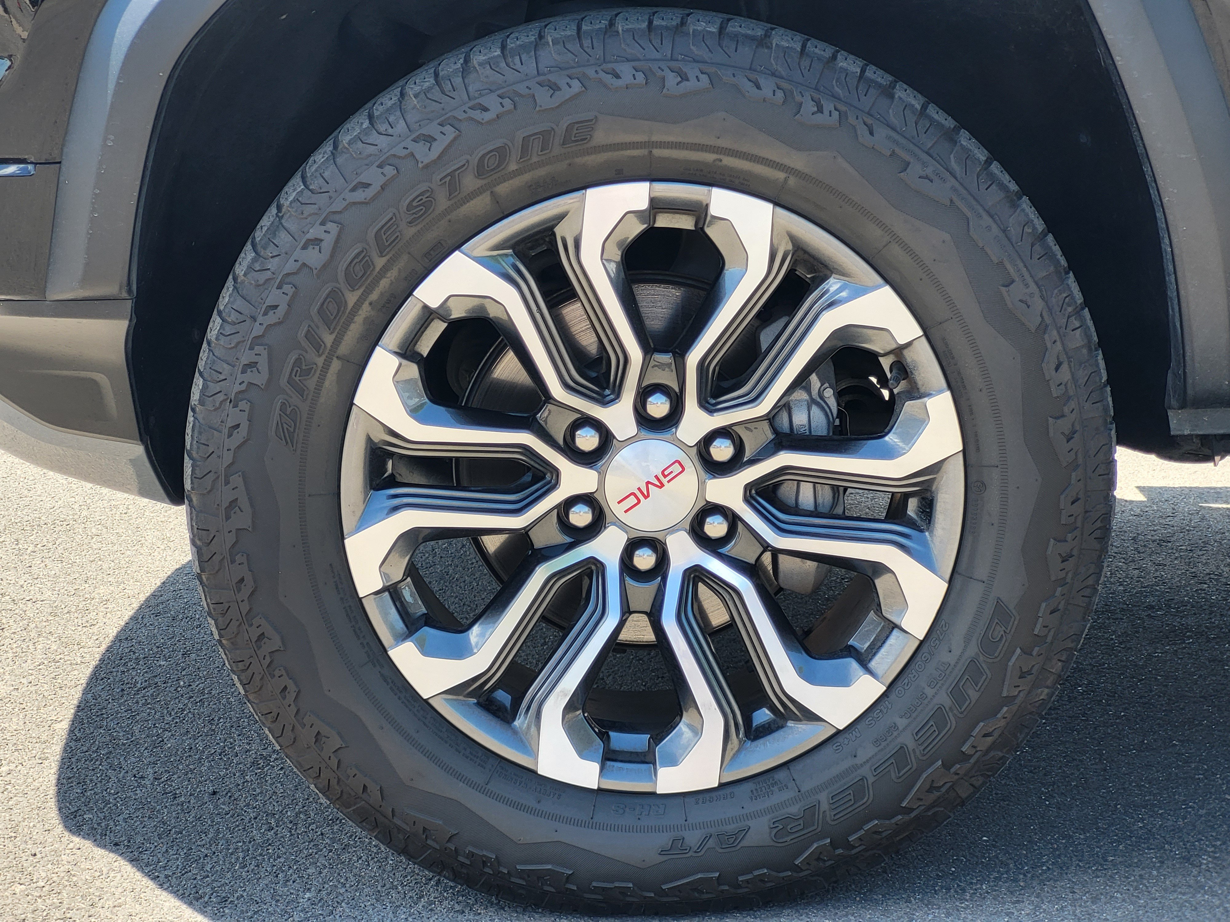 Certified 2025 GMC Canyon Denali AWD/4WD image 10