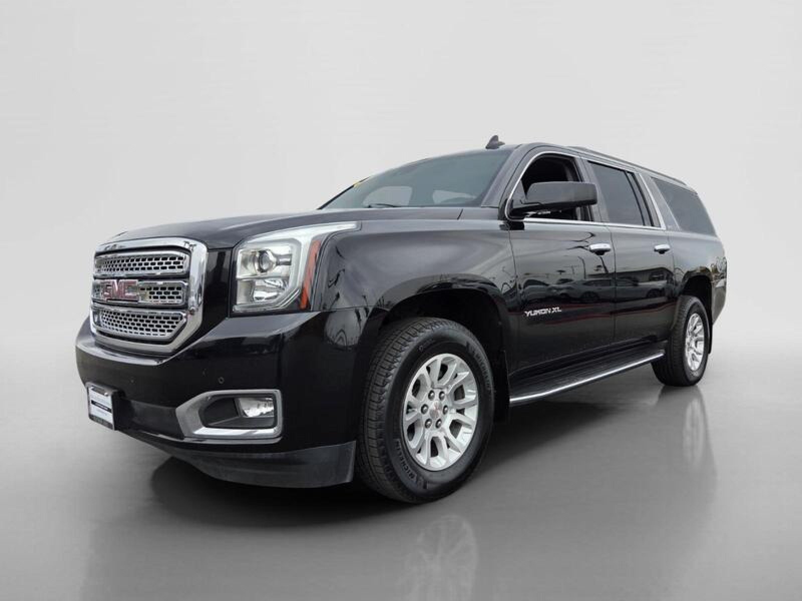 Used 2019 GMC Yukon XL SLT AWD/4WD image 8