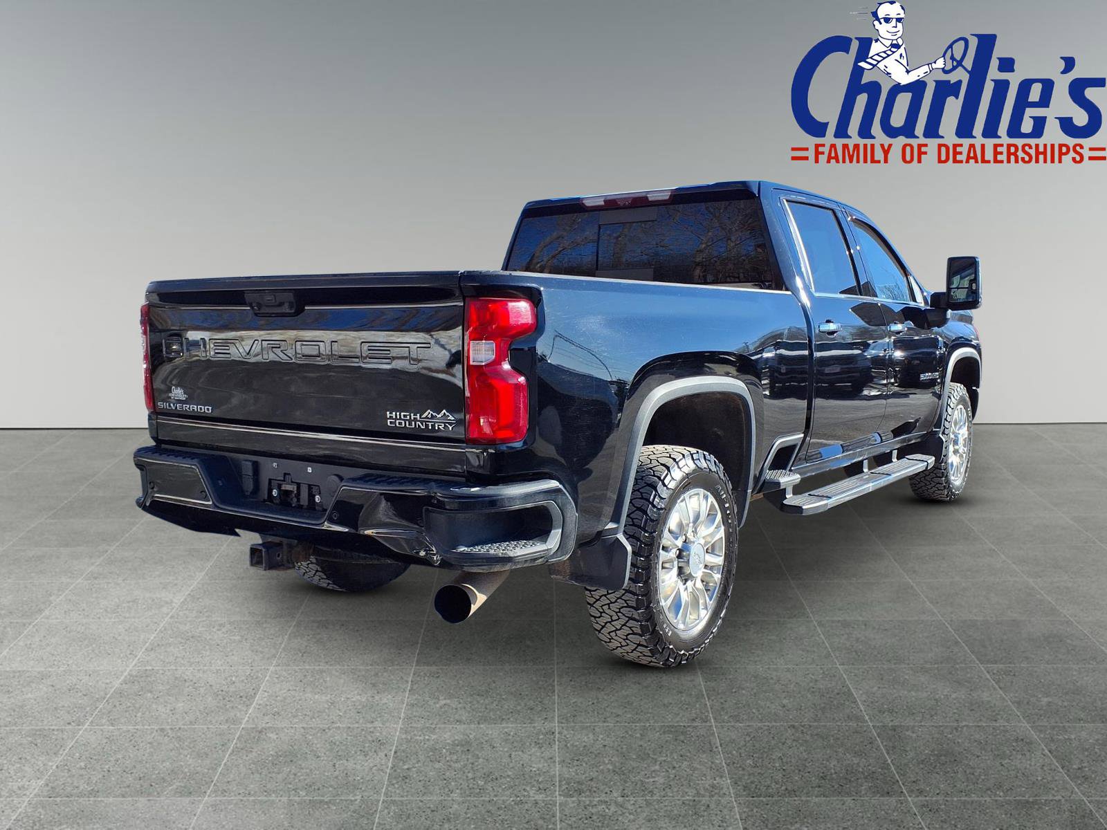 Used 2021 Chevrolet Silverado 3500 High Country w/ Z71 Off-Road Package AWD/4WD image 4