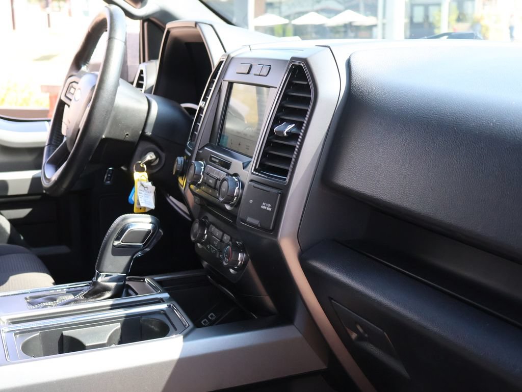 Used 2017 Ford F150 XLT w/ Equipment Group 301A Mid AWD/4WD image 10
