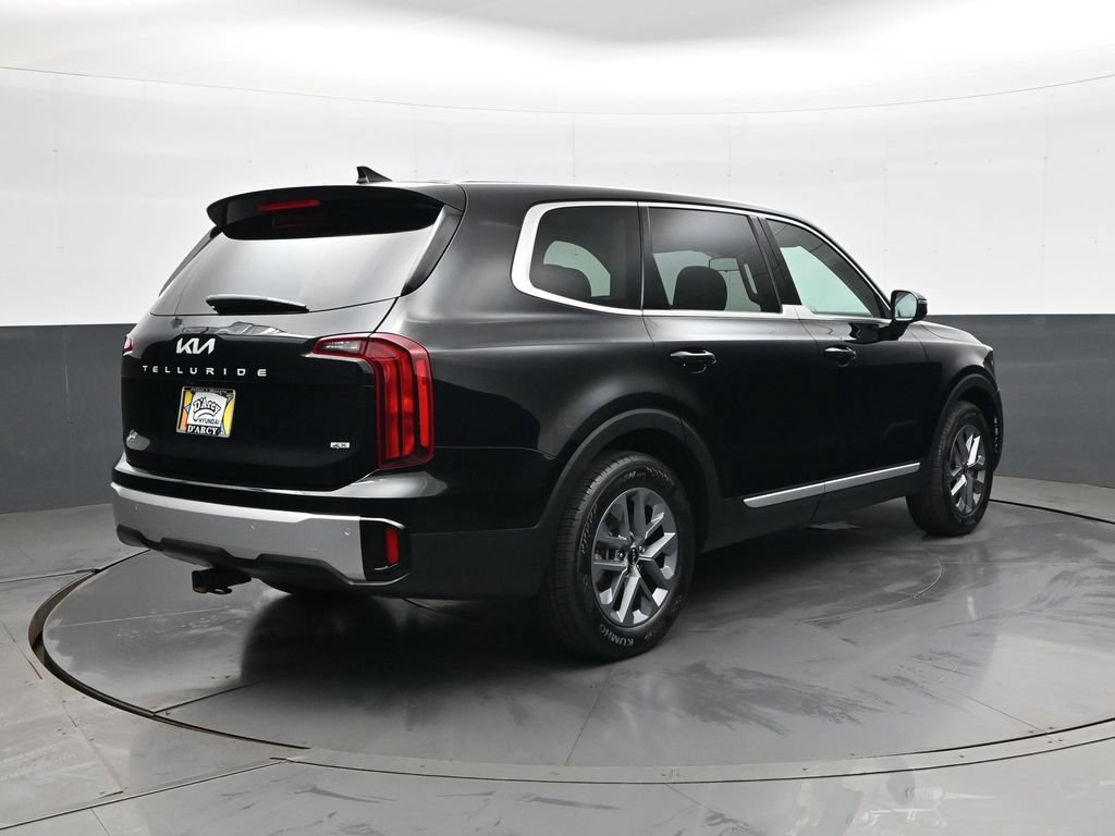 Used 2024 Kia Telluride LX AWD/4WD image 6