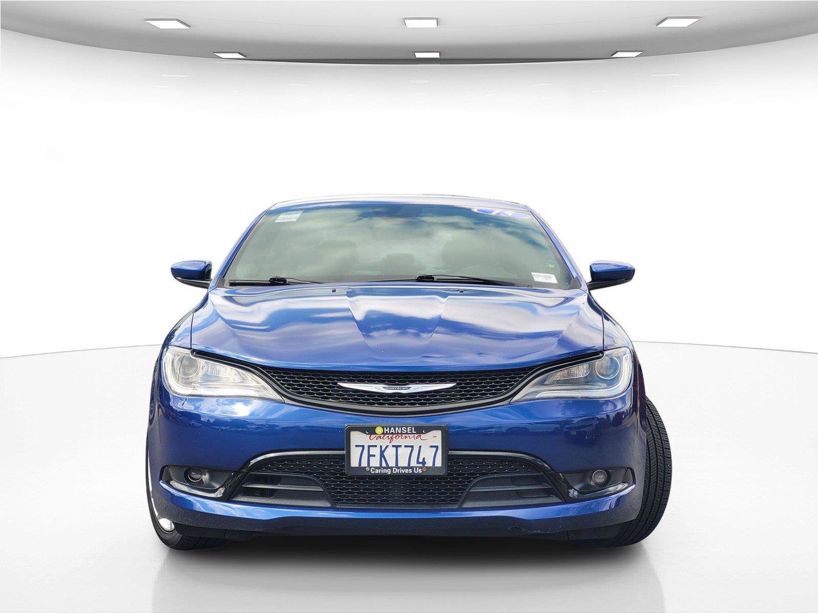 Used 2015 Chrysler 200 S w/ Navigation & Sound Group I FWD image 4