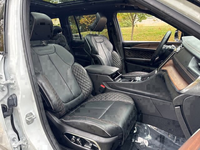 Used 2022 Jeep Grand Cherokee Summit w/ Adv Protech Group IV image 9