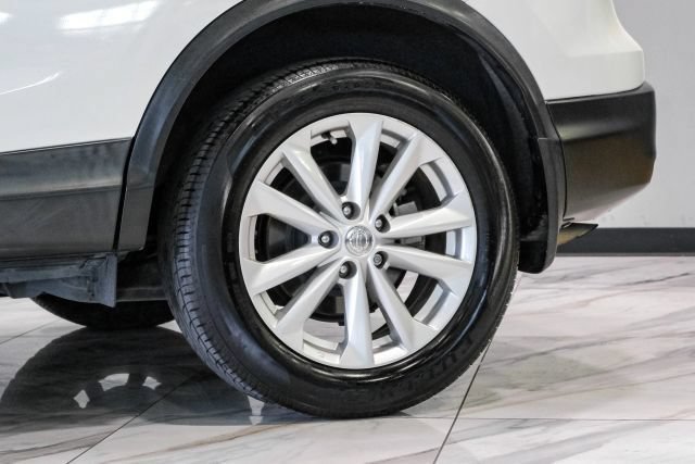 Used 2018 Nissan Rogue Sport S w/ S Appearance Package FWD image 58