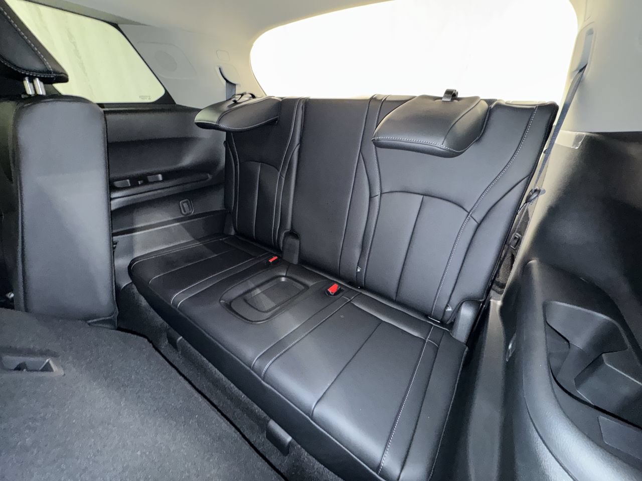 Certified 2026 INFINITI QX60 Luxe w/ Cargo Package AWD/4WD image 30