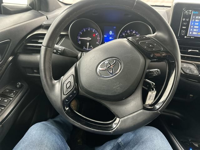 Used 2018 Toyota C-HR XLE FWD image 12