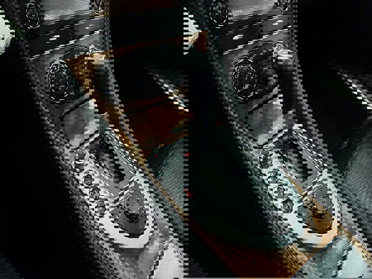 Used 2011 Mercedes-Benz SL 63 AMG image 20