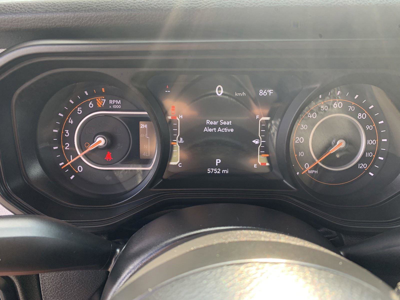 Used 2025 Jeep Gladiator Willys image 18