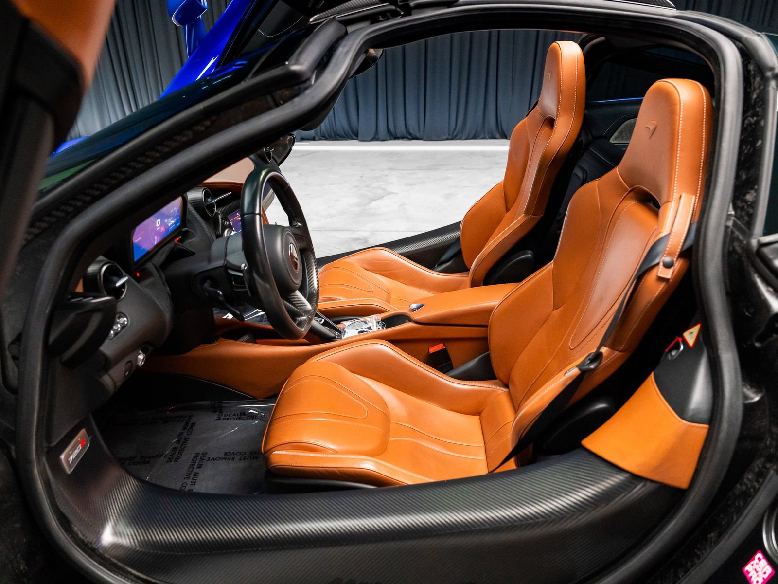 Used 2018 McLaren 720S Luxury RWD image 6