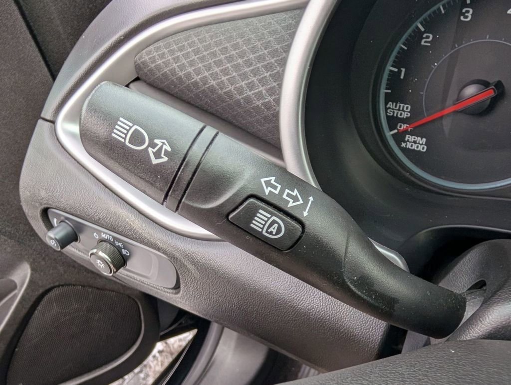 Used 2024 Chevrolet Malibu RS image 30