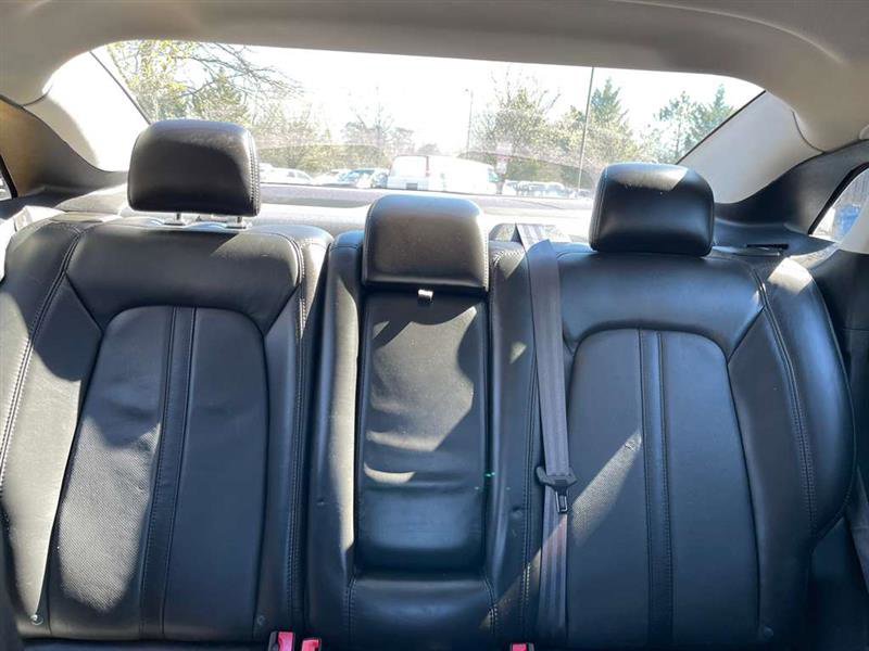 Used 2013 Lincoln MKZ image 56