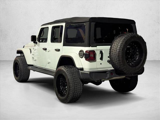 Used 2018 Jeep Wrangler Unlimited Sahara image 7