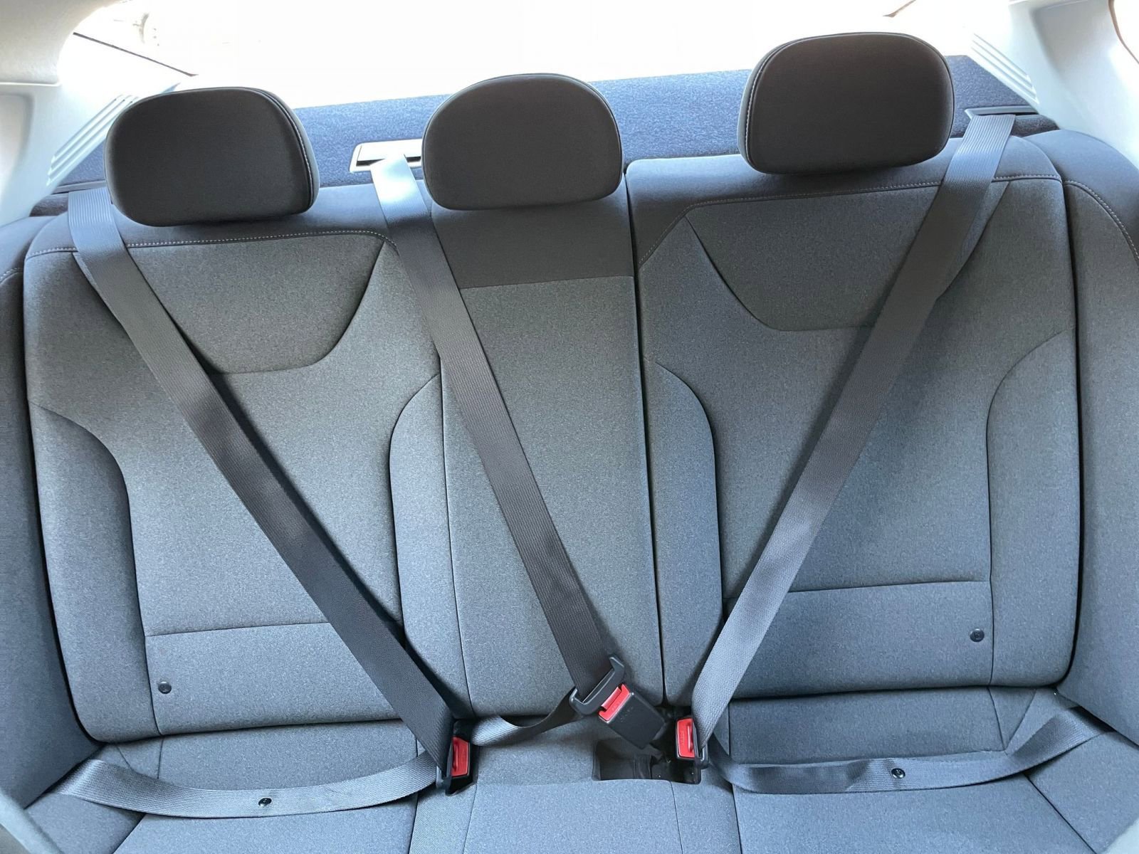 Used 2025 Kia K4 LXS image 39