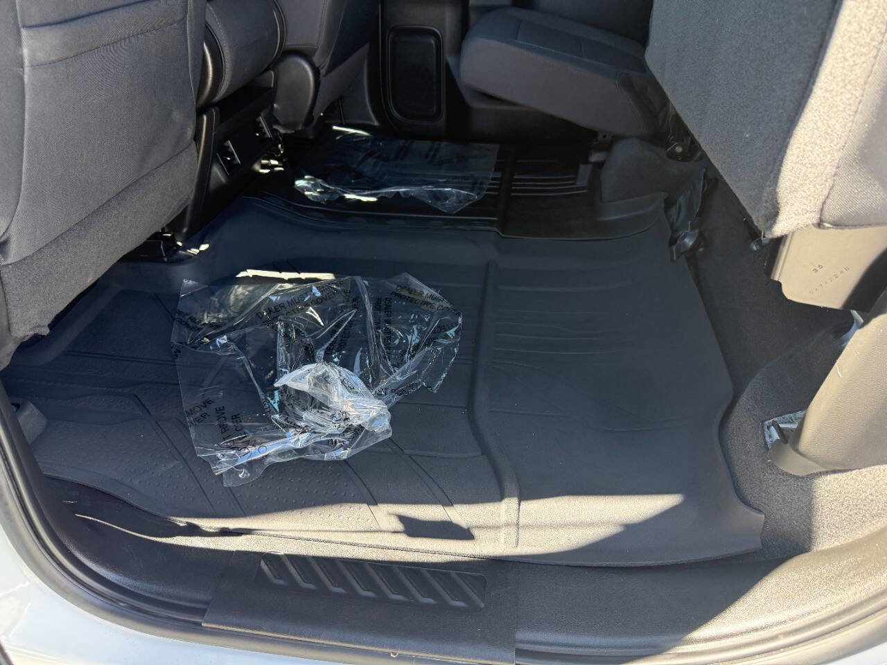 Used 2020 Chevrolet Silverado 1500 LT w/ Fleet Comfort Package image 18