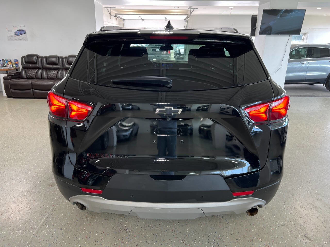 Used 2021 Chevrolet Blazer LT w/ Redline Edition image 9