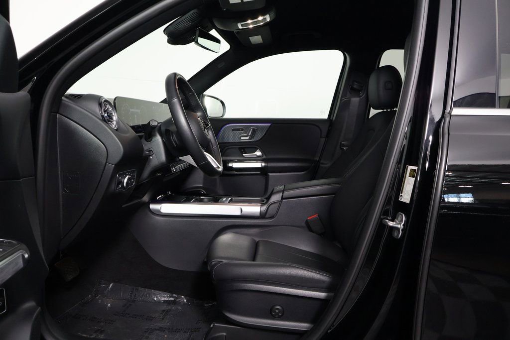 Certified 2025 Mercedes-Benz GLB 250 image 10