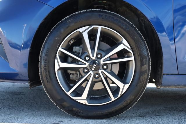 Certified 2024 Kia Forte LXS image 7