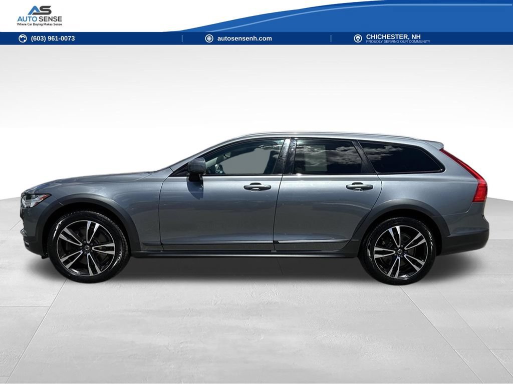 Used 2019 Volvo V90 T5 Cross Country AWD/4WD image 2