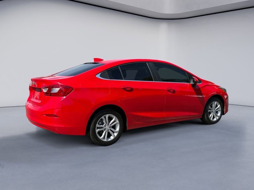 Used 2019 Chevrolet Cruze LT w/ LT Fleet Convenience Package FWD image 5