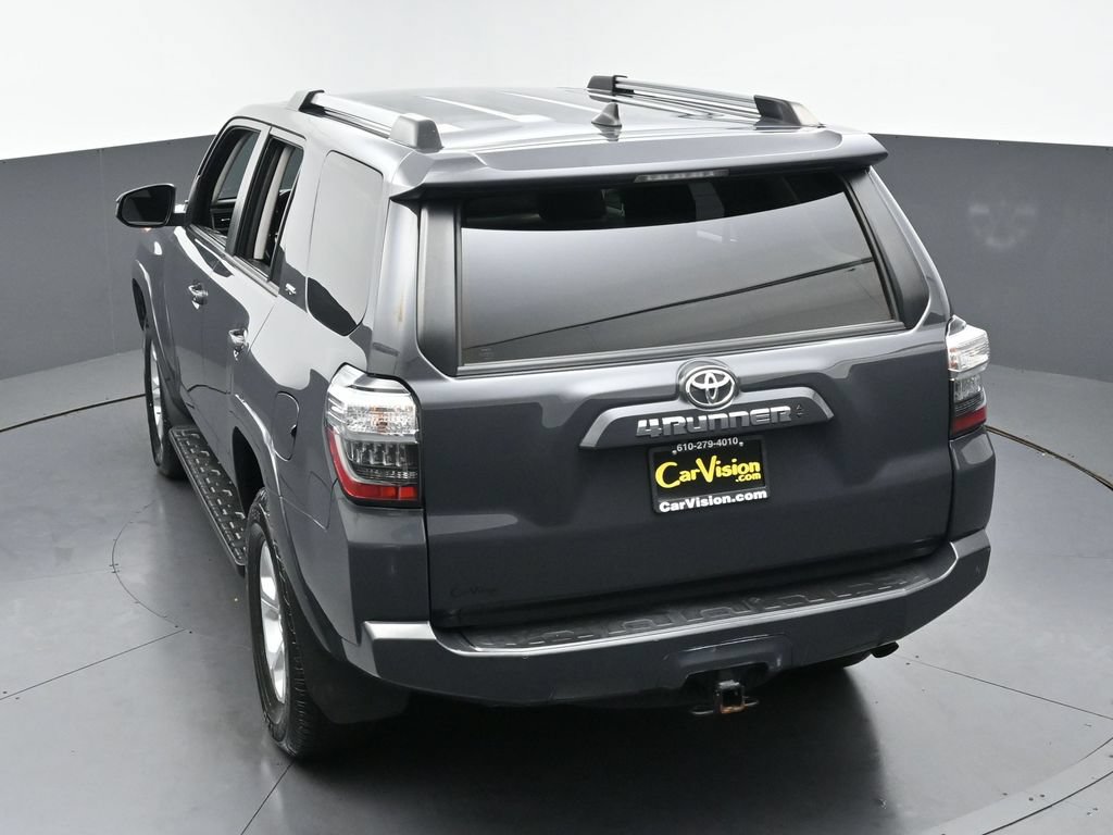 Used 2024 Toyota 4Runner SR5 AWD/4WD image 38
