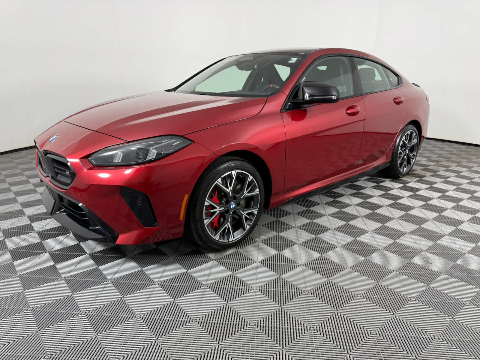 Used 2025 BMW M235i xDrive w/ M Sport Professional Package AWD/4WD image 7