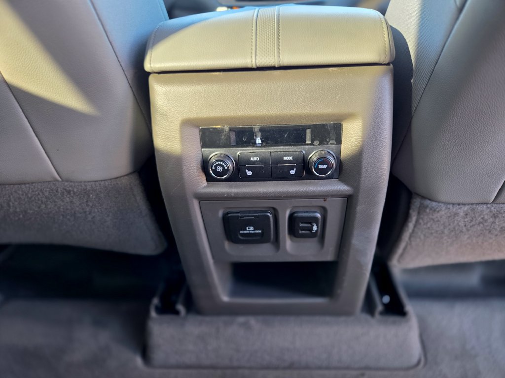 Used 2019 Chevrolet Traverse Premier w/ LPO, Cargo Package AWD/4WD image 13