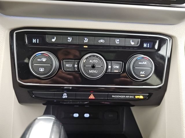 Used 2023 Volkswagen Atlas SEL Premium AWD/4WD image 24