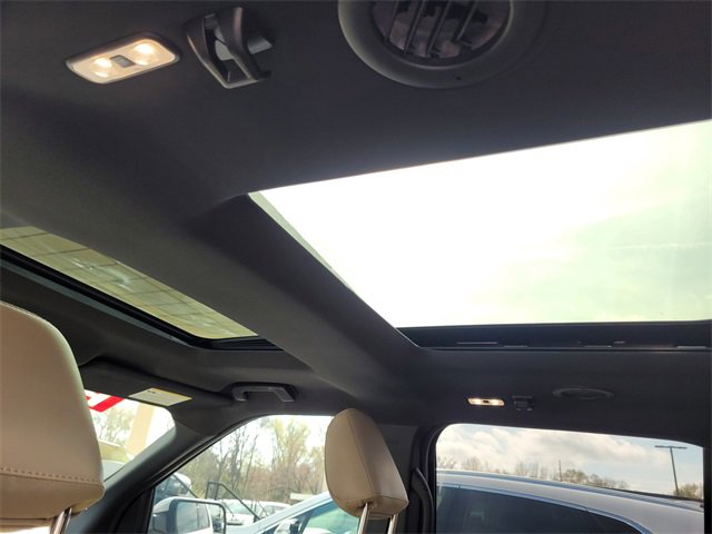 Used 2019 Ford Explorer Limited image 22