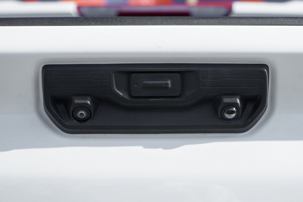 Used 2024 Chevrolet Silverado 2500 Custom w/ Custom Convenience Package image 46