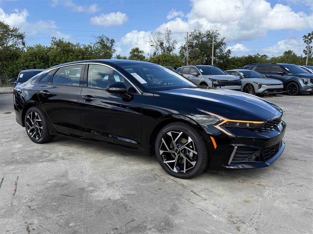 New 2026 Kia K5 EX image 2