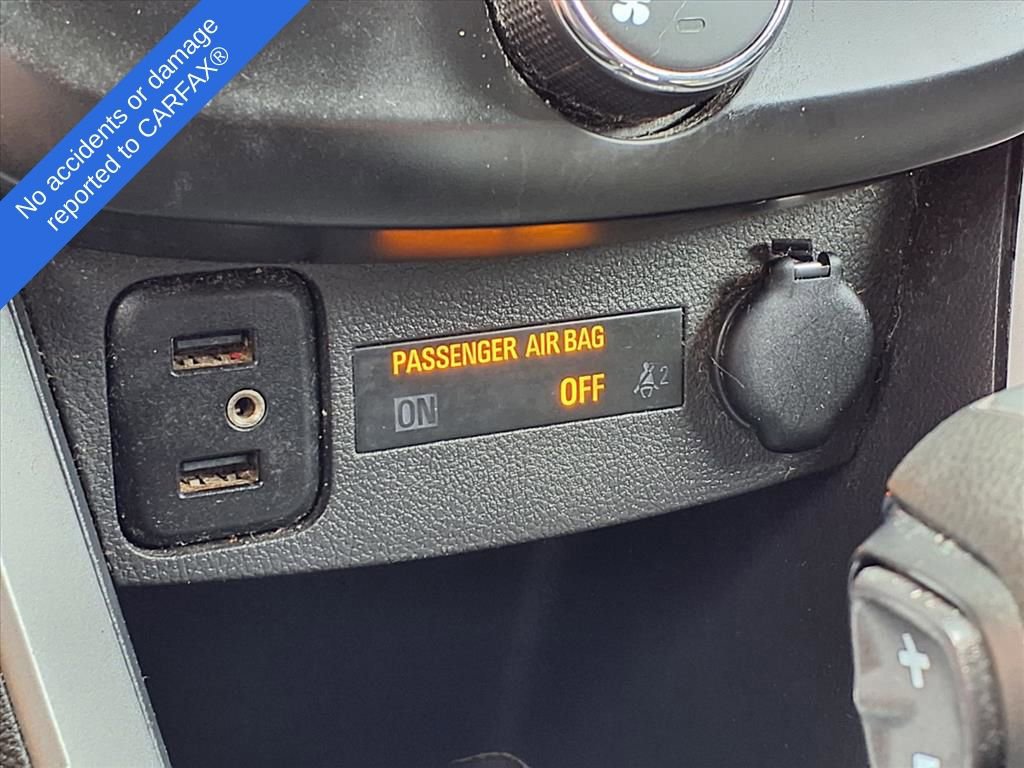 Used 2019 Chevrolet Trax LT w/ LT Convenience Package AWD/4WD image 26