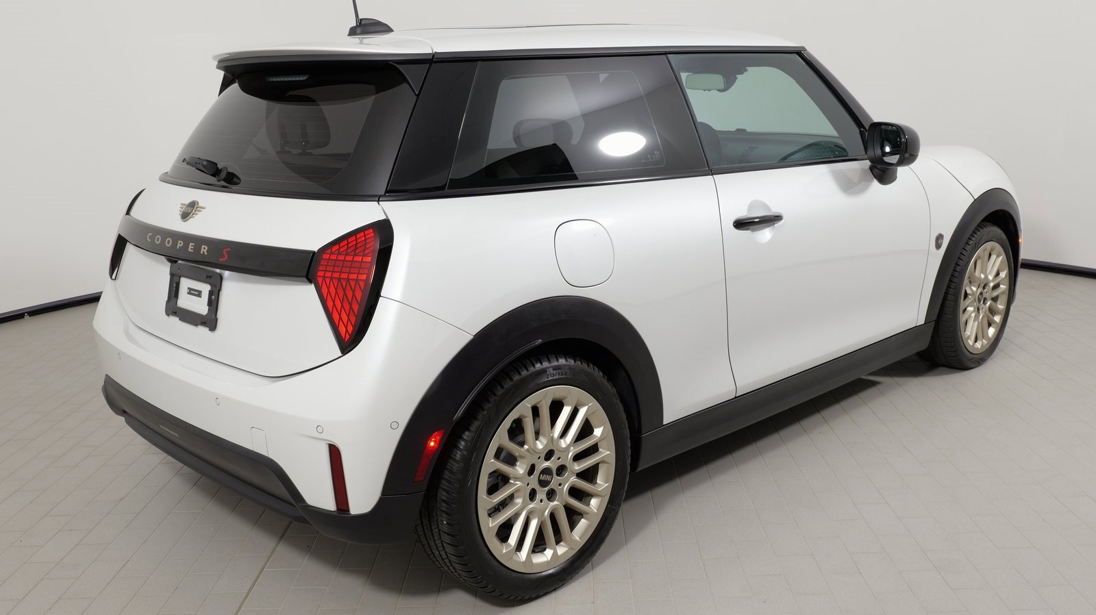 Used 2025 MINI Cooper S image 12