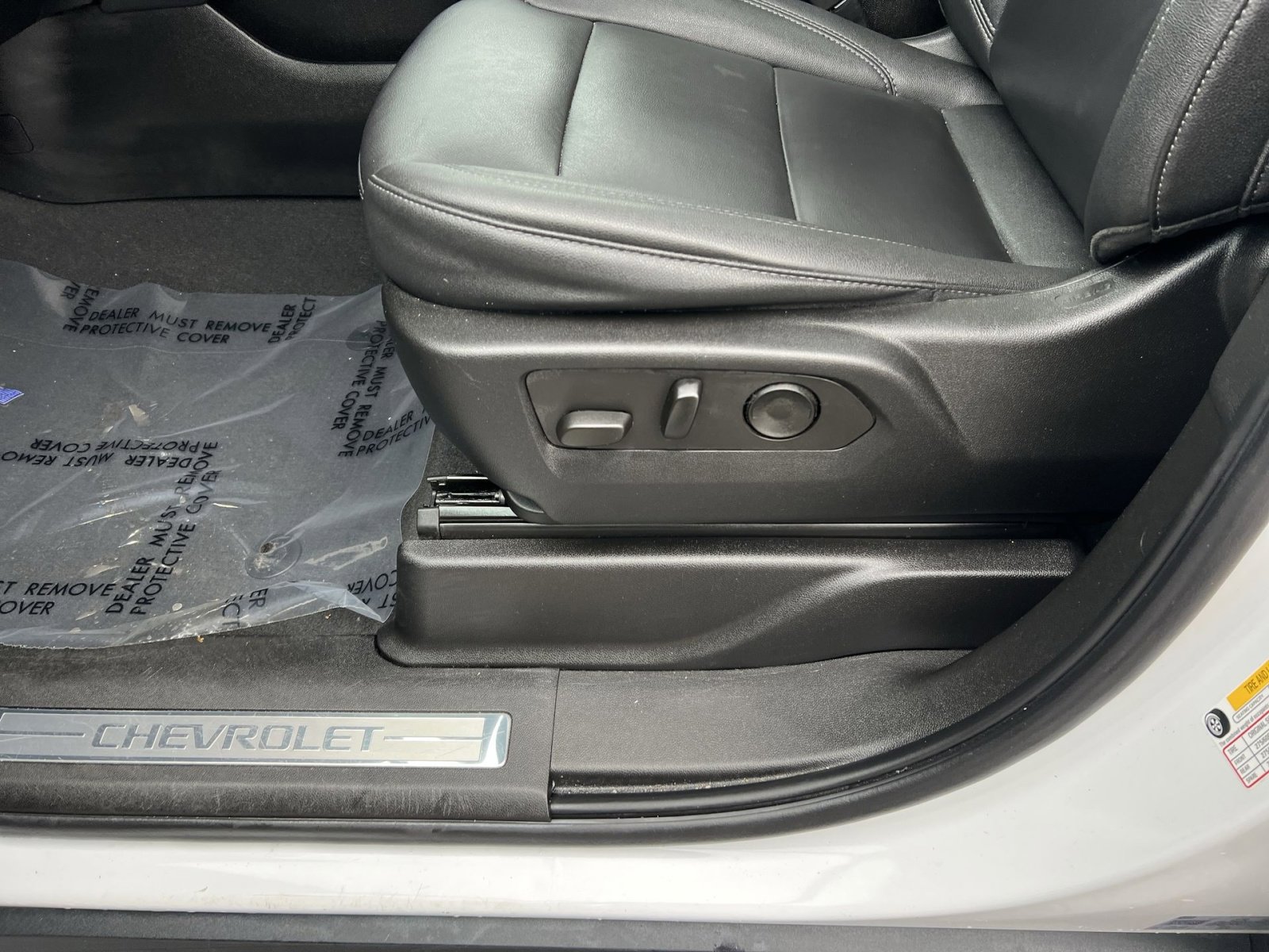 Used 2023 Chevrolet Tahoe Z71 w/ Luxury Package image 14