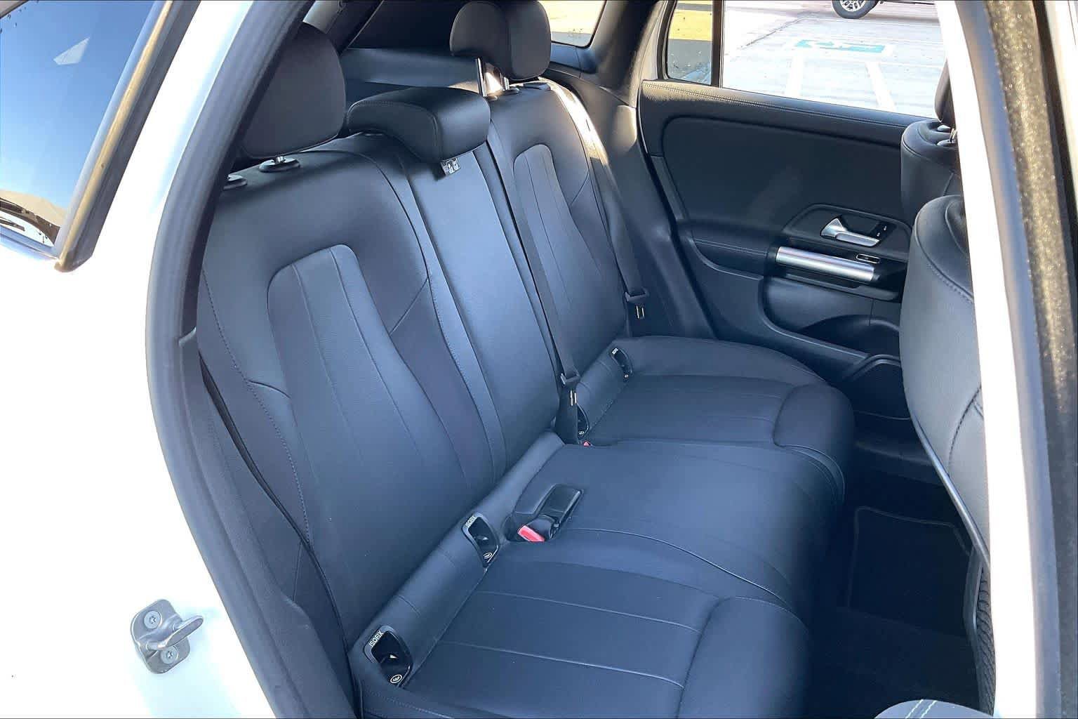 Used 2025 Mercedes-Benz GLA 250 image 19