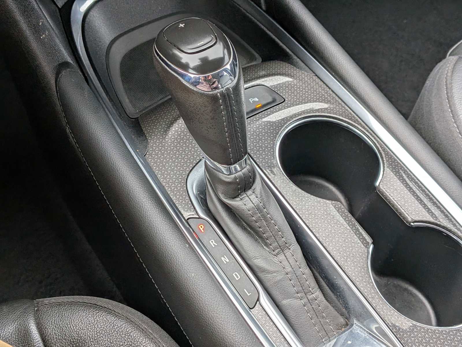 Used 2020 Chevrolet Malibu LT w/ Leather Package image 31