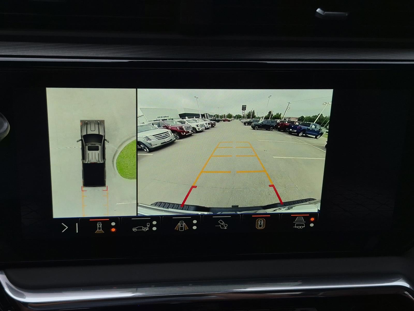 Used 2024 GMC Sierra 2500 Denali Ultimate w/ Max Trailering Package AWD/4WD image 31