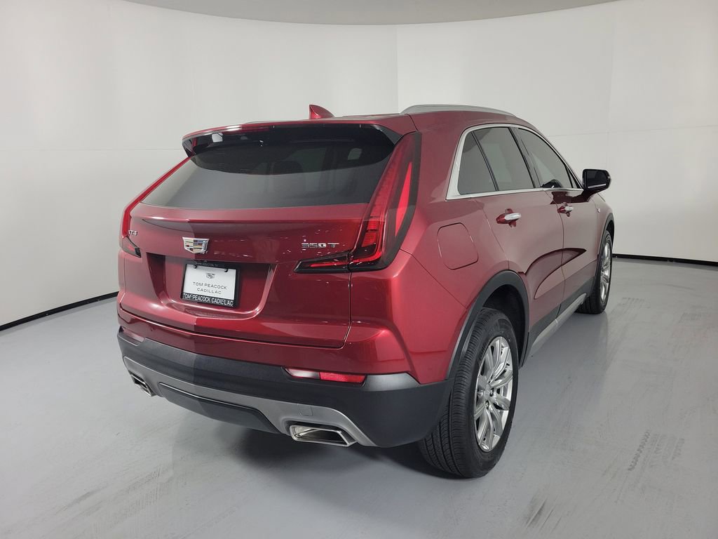 Used 2021 Cadillac XT4 Premium Luxury w/ Driver Awareness Package image 4