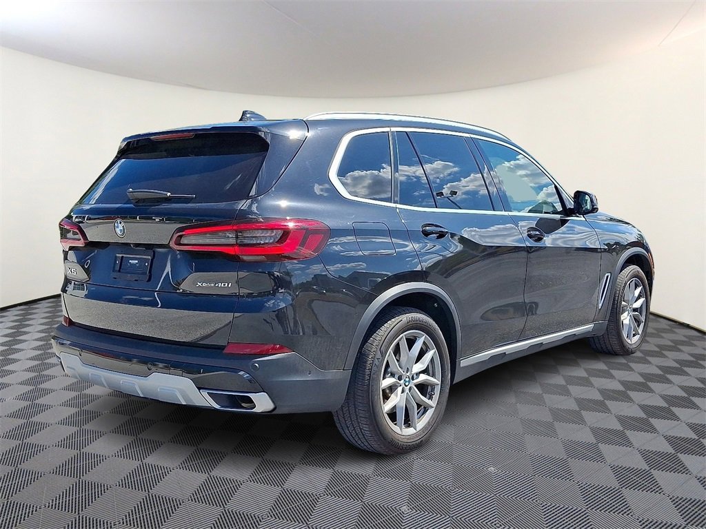 Used 2022 BMW X5 xDrive40i w/ Premium Package image 9