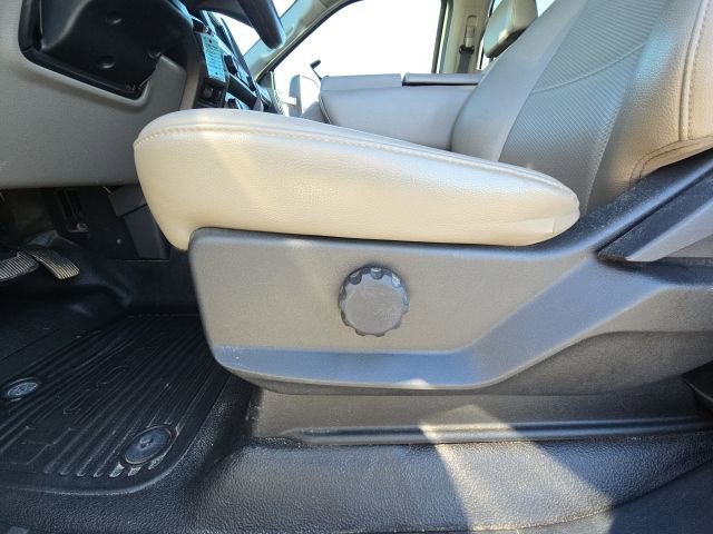 Used 2022 Ford F450 XL w/ Power Equipment Group image 18