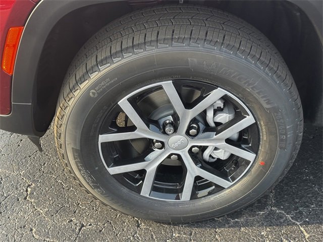 New 2025 Jeep Grand Cherokee Limited w/ Luxury Tech Group II image 10