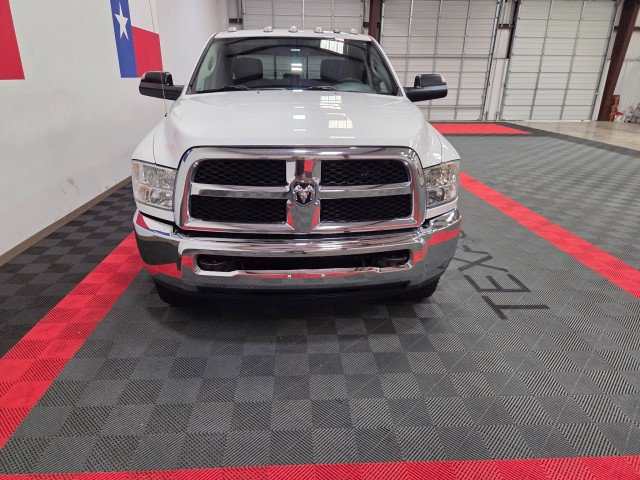 Used 2018 RAM 3500 SLT w/ Cold Weather Group image 5