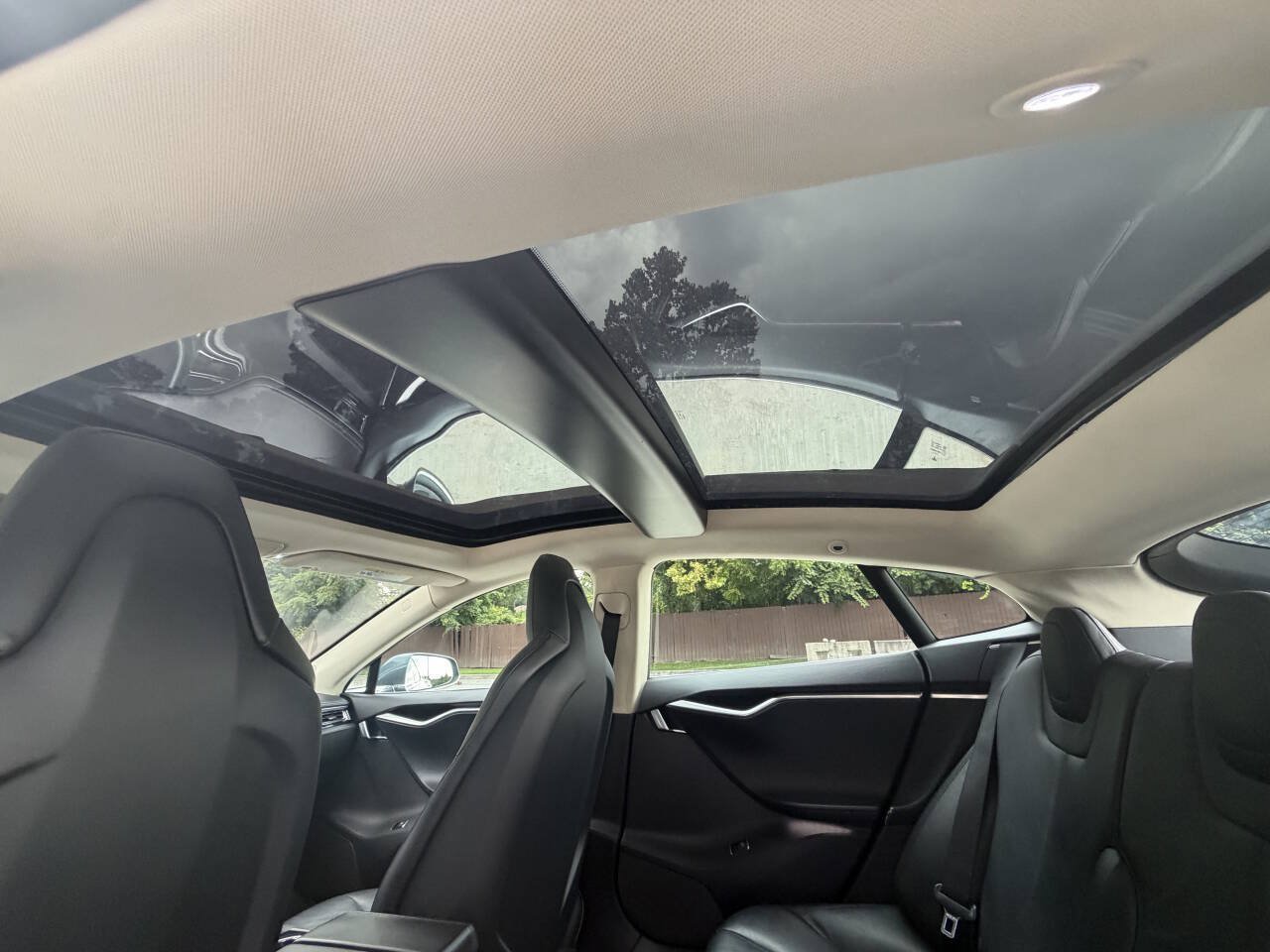 Used 2012 Tesla Model S RWD image 14