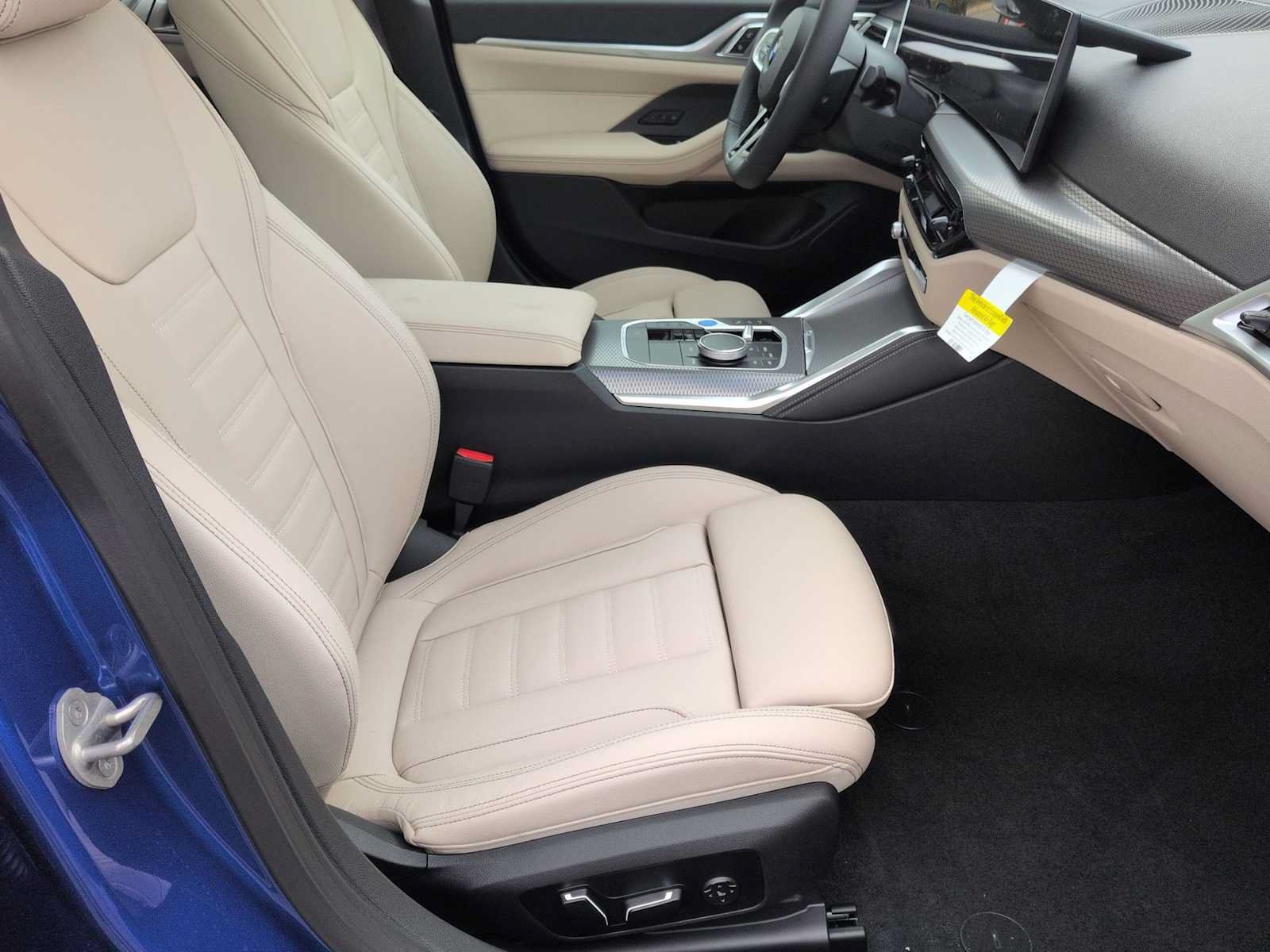 Used 2026 BMW i4 xDrive40i w/ M Sport Package AWD/4WD image 24